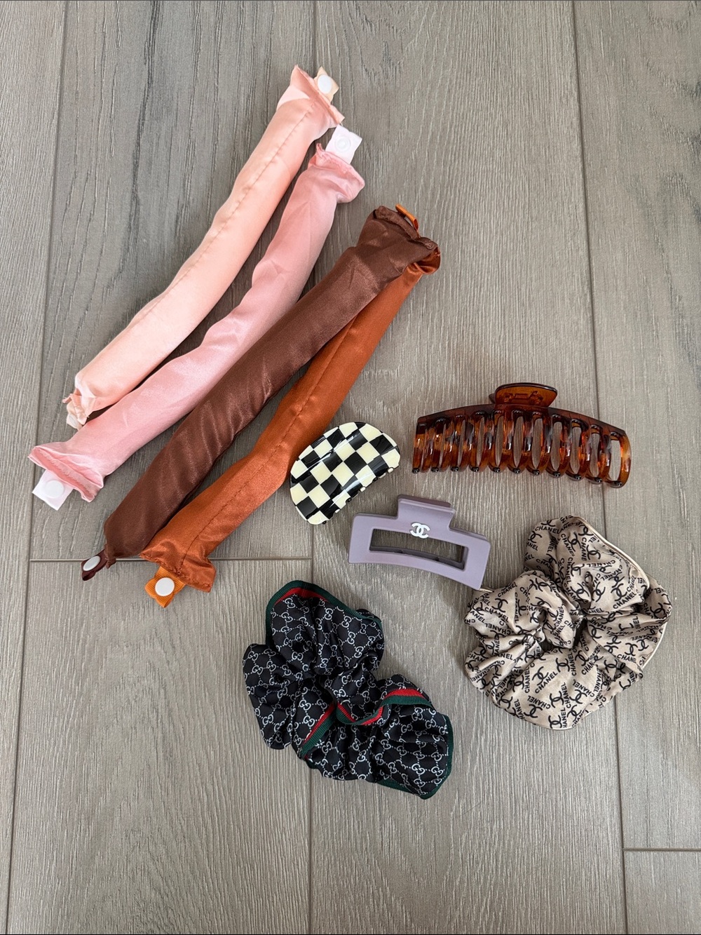Hair Accessory Set + Heatless Curlers